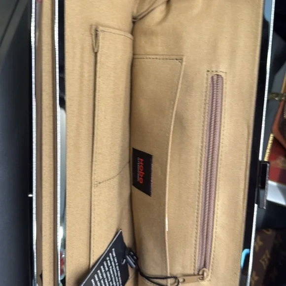 HOBO Tan Leather Accessory - Picture 3 of 5